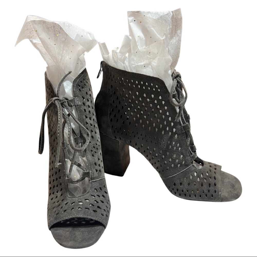 Arturo Chiang **NEW** Suede Laser Cut Lace Up Booties - Size 6